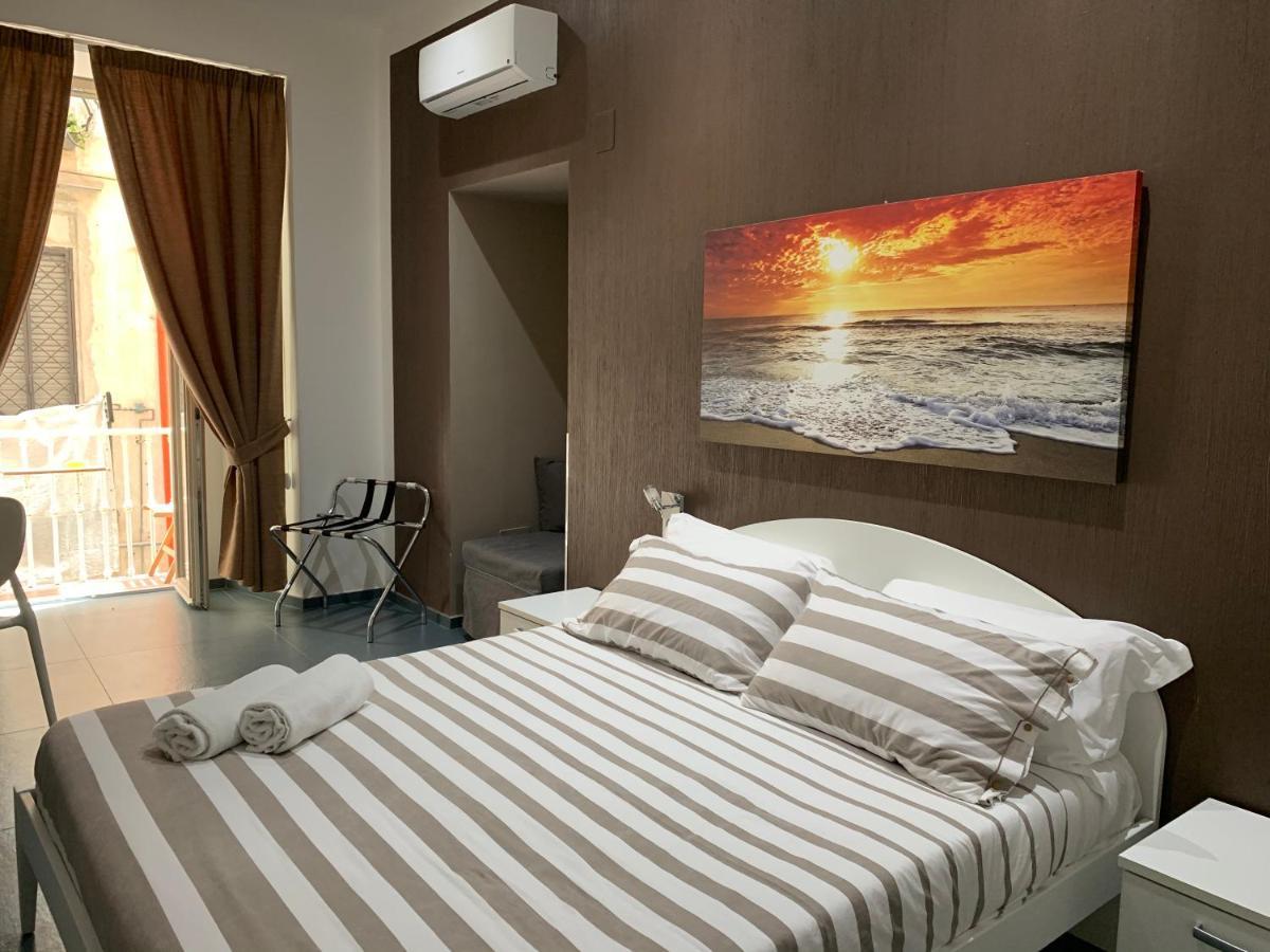Mascalzone Latino Luxury Rooms Napoli Exterior foto